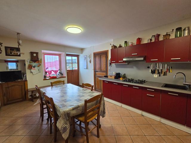 Maison vente à Lons-le-Saunier, Lains