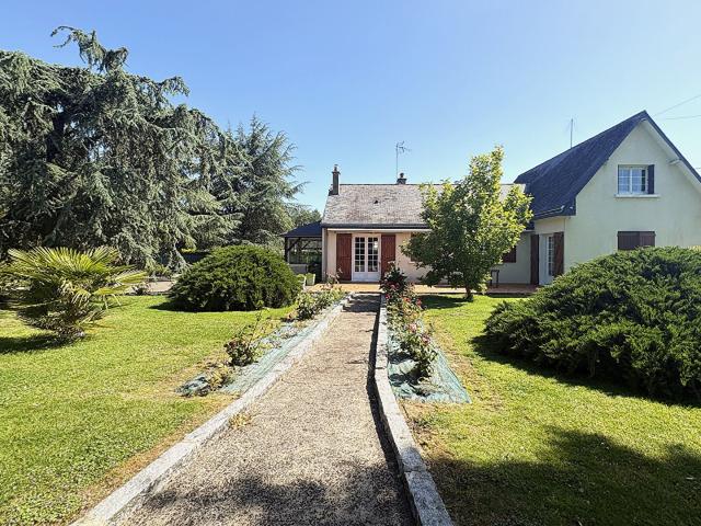 Maison vente à Angers, Tiercé