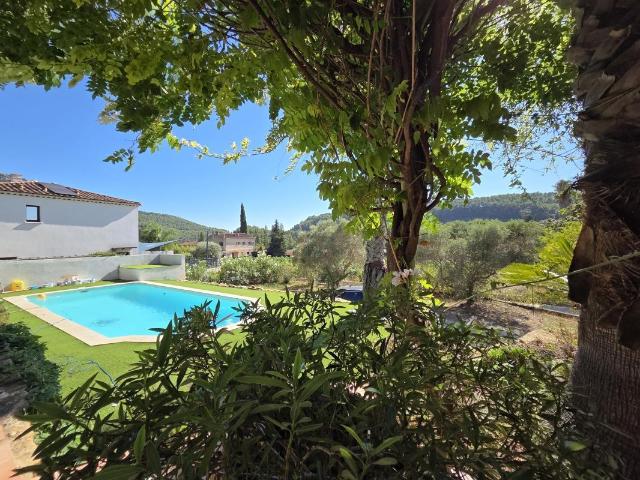 Maison vente à Arrondissement de Toulon, Le Castellet