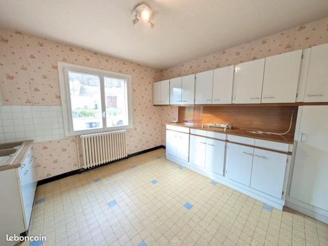 Maison vente à Montmorillon, Civaux