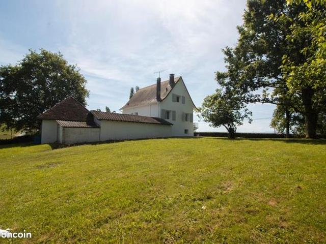Maison vente à Oloron-Sainte-Marie, Burgaronne