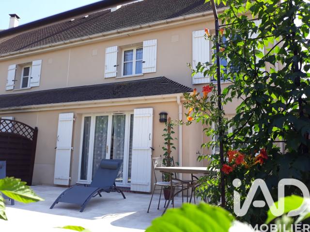 Maison vente à Mantes-la-Jolie, Houdan