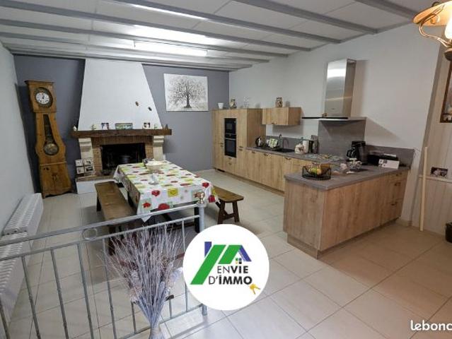 Maison vente à Montmorillon, Nouvelle-Aquitaine