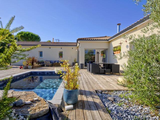 Maison vente à Bordeaux, La Brède