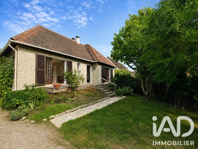 Maison vente à Saint-Germain-en-Laye, Saint-germain-en-laye