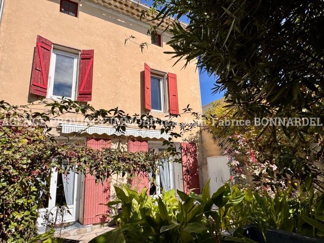 Maison vente à Carpentras, Sainte-cécile-les-vignes