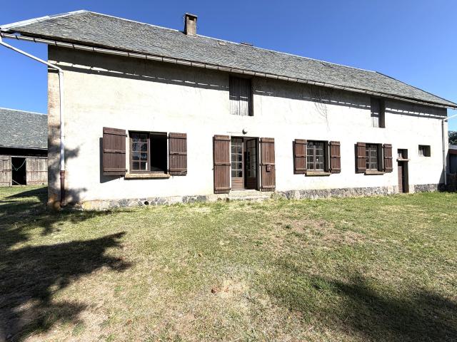 Maison vente à Saint-Flour, Auvergne-Rhône-Alpes