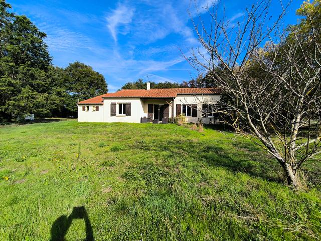 Maison vente à Bressuire, Nouvelle-Aquitaine