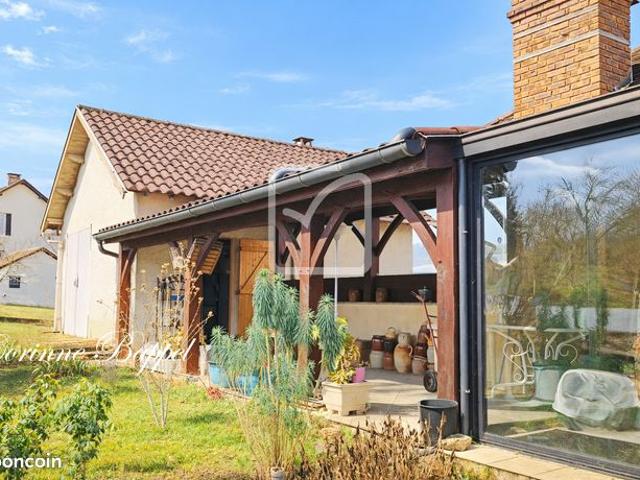 Maison vente à Nontron, Coulaures