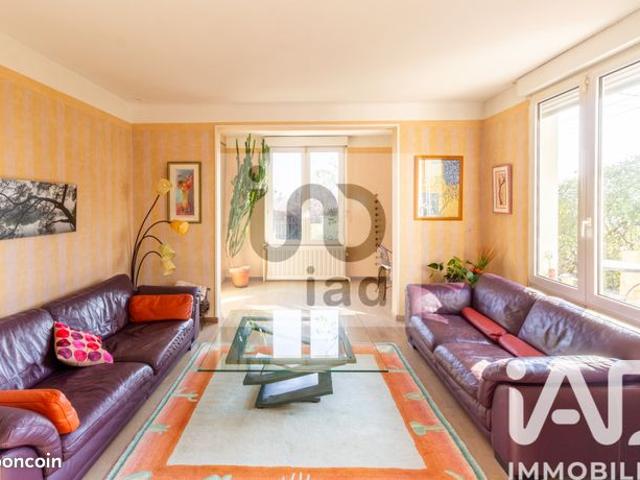Maison vente à Saint-Germain-en-Laye, Le Pecq