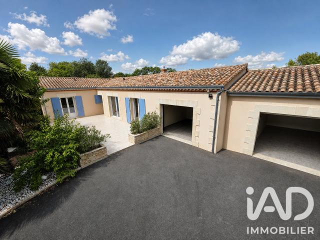 Maison vente à Saint-Jean-d'Angély, Antezant-la-chapelle