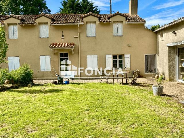 Maison vente à Poitiers, Béruges