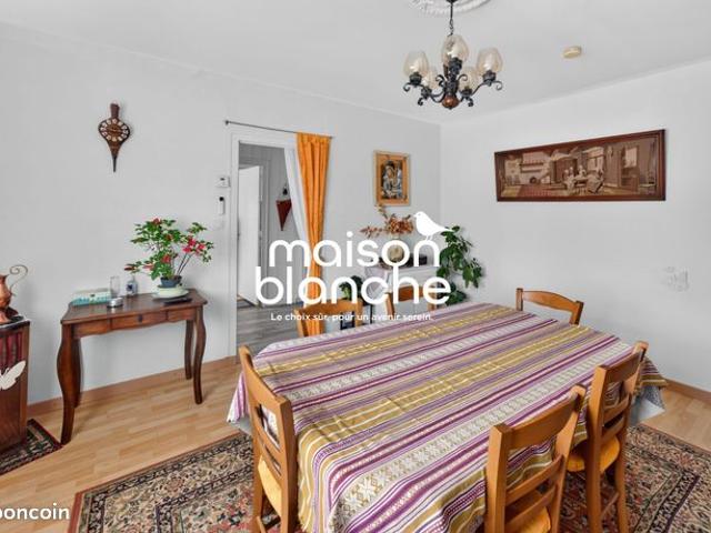 Maison vente à Parthenay, Deux-Sèvres