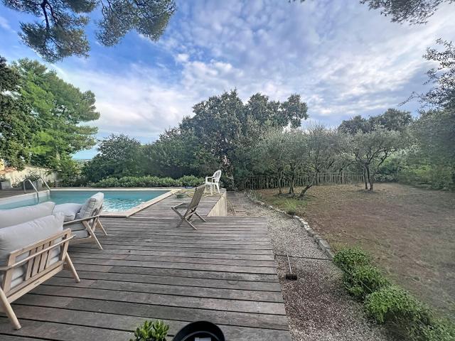 Maison vente à Villeneuve-lès-Avignon, Gard