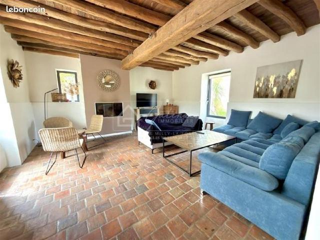 Maison vente à Fontainebleau, Montcourt-fromonville