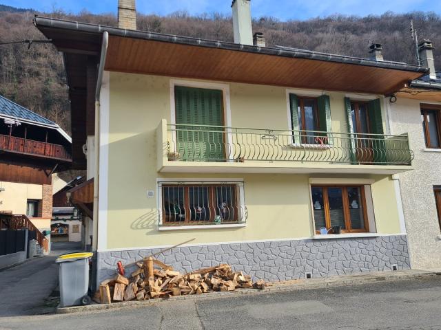 Maison vente à Gubigny, La Bâthie