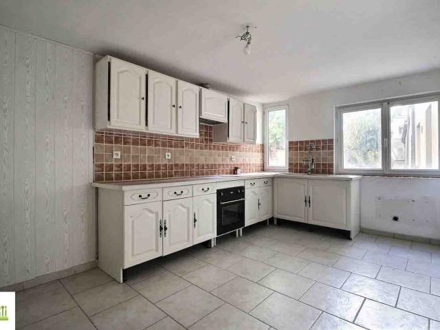 Maison vente à Le Beauregard, Châtillon-Coligny