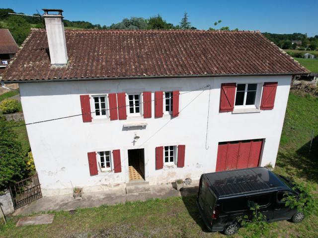 Maison vente à Oloron-Sainte-Marie, Espès-undurein