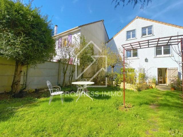 Maison vente à Melun, Combs-la-ville