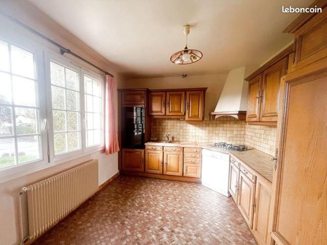 Maison vente à Bayeux, Commes