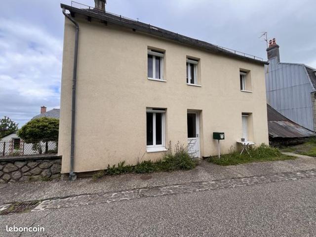 Maison vente à Mauriac, Trizac