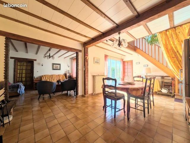 Maison vente à Versailles, Les Clayes-sous-bois