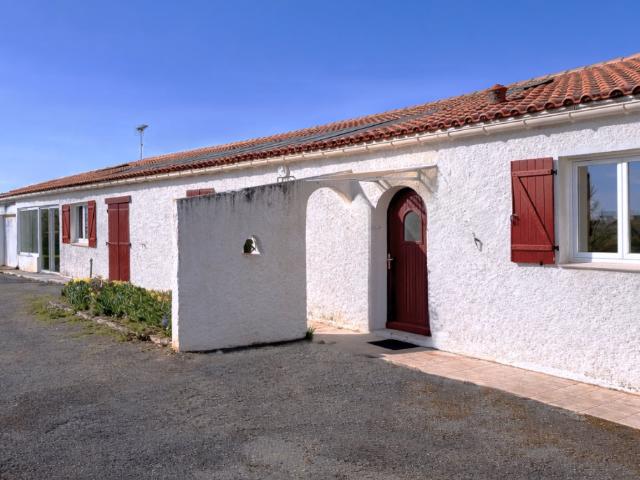 Maison vente à Fontenay-le-Comte, Les Magnils-reigniers