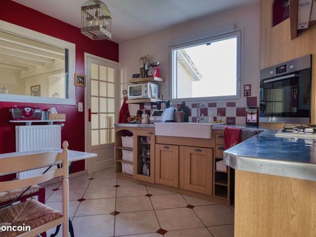 Maison vente à Mâcon, Fleurville