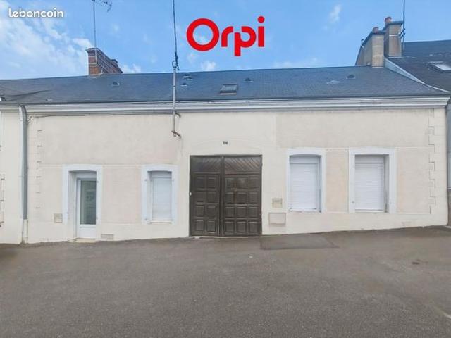 Maison vente à Mamers, Connerré