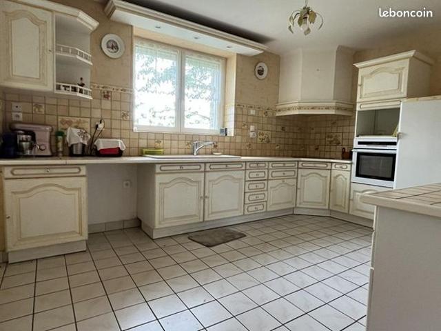 Maison vente à Châtellerault, Guesnes