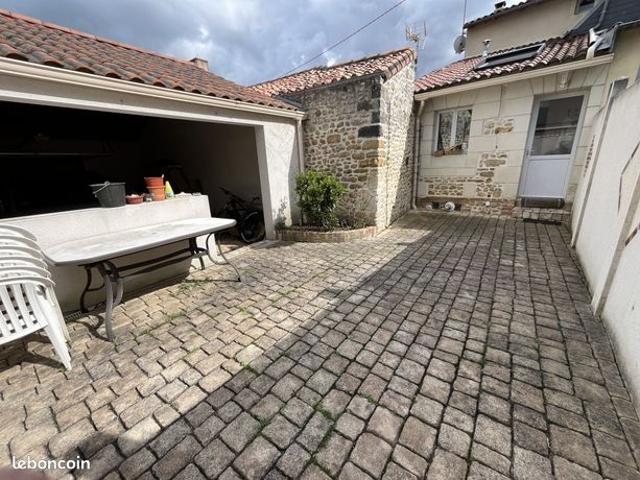 Maison vente à Bressuire, Thouars