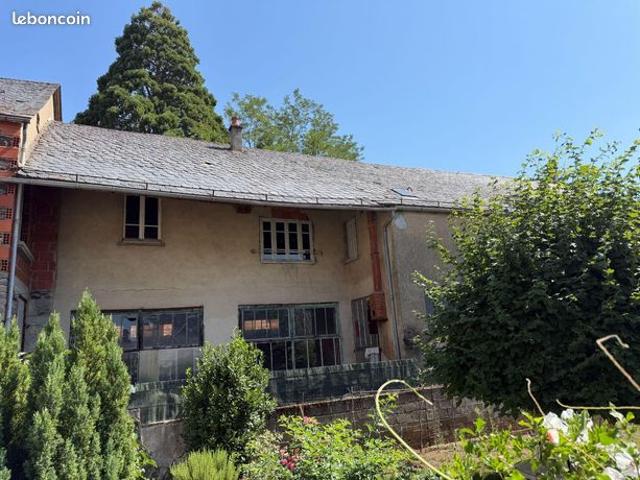 Maison vente à Mauriac, Cantal