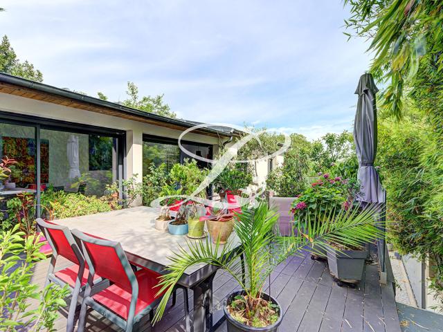 Maison vente à Saint-Germain-en-Laye, Le Mesnil-le-roi