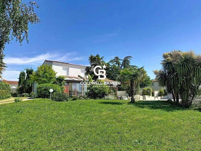 Maison vente à Saintes, Saint-georges-des-coteaux