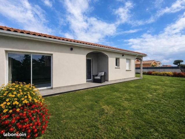 Maison vente à Vienne, Anjou