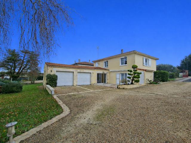 Maison vente à Jonzac, Pons