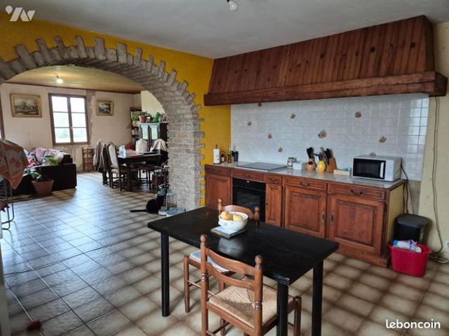 Maison vente à Vesoul, Champlitte