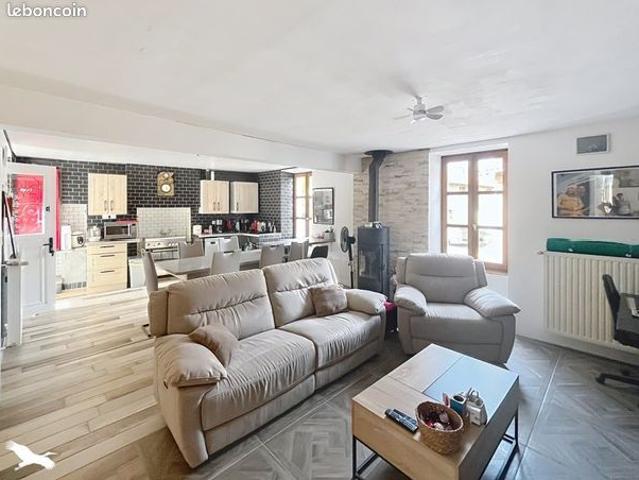 Maison vente à Pressignac, Charente