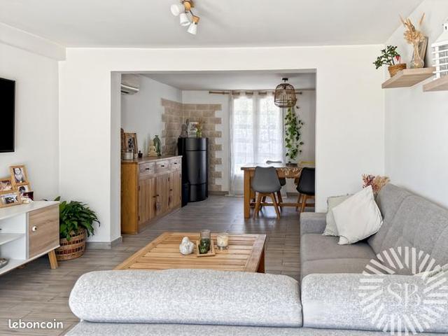 Maison vente à Arles, Noves