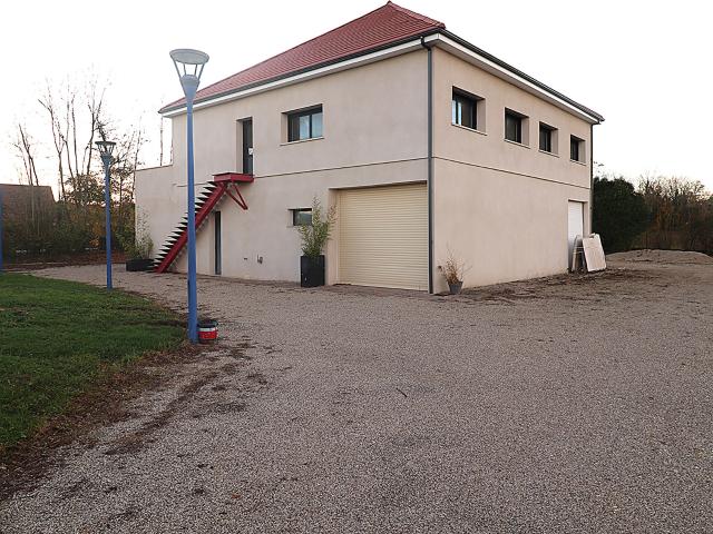 Maison vente à Dijon, Genlis