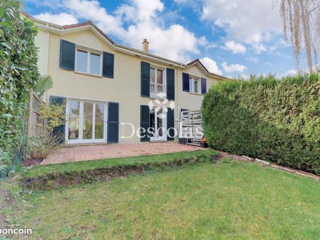 Maison vente à Saint-Germain-en-Laye, Saint-germain-en-laye