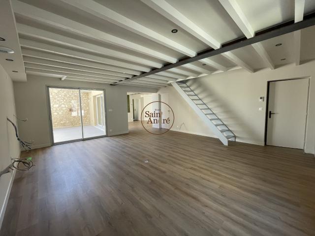 Maison vente à Angoulême, Aignes-et-puypéroux