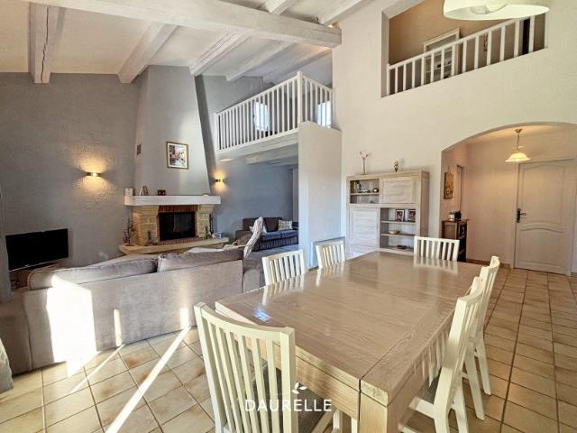Maison vente à Arles, La Salle Les Alpes