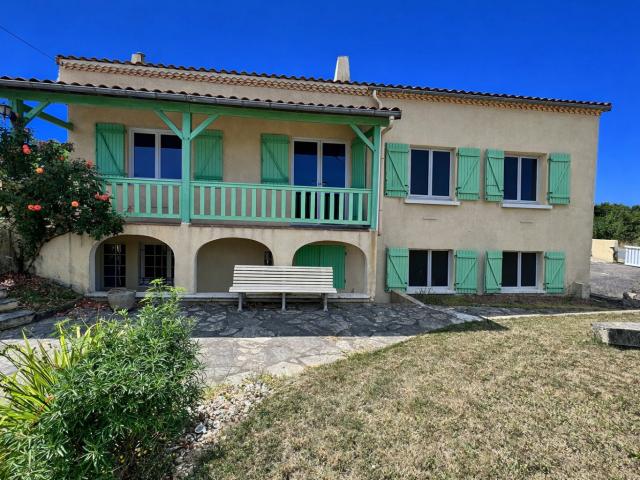 Maison vente à Bressuire, Sainte-gemme