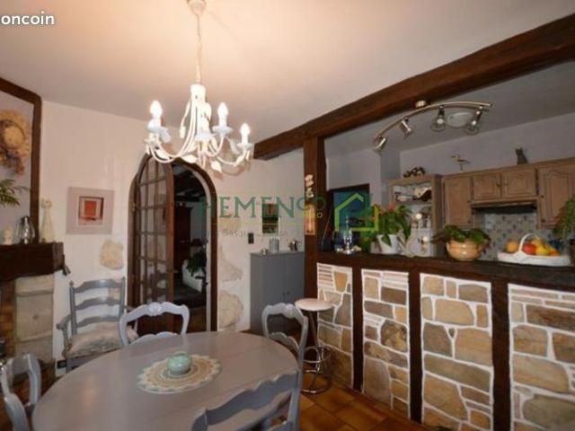 Maison vente à Oloron-Sainte-Marie, Sauveterre-de-béarn