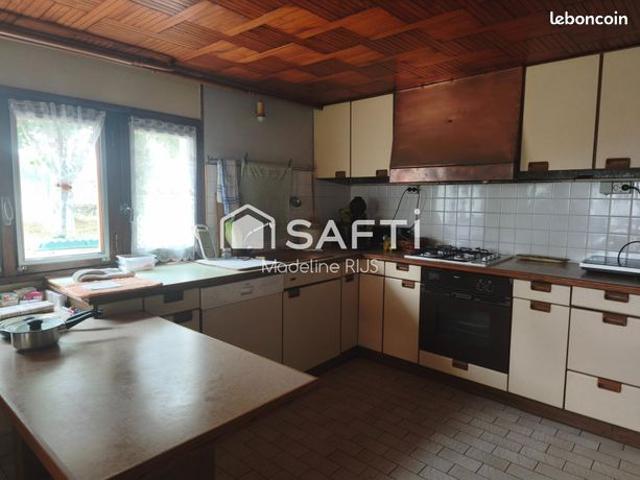 Maison vente à Villefranche-de-Rouergue, Sanvensa