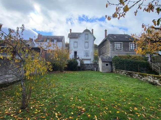 Maison vente à Mauriac, Riom-ès-montagnes