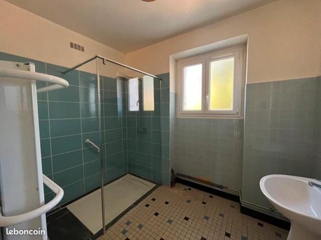Maison vente à Nontron, Champniers-et-reilhac