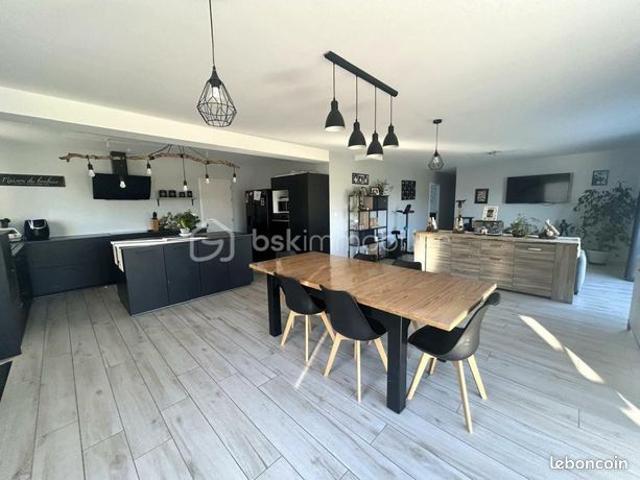 Maison vente à Saint-Lô, Normandie