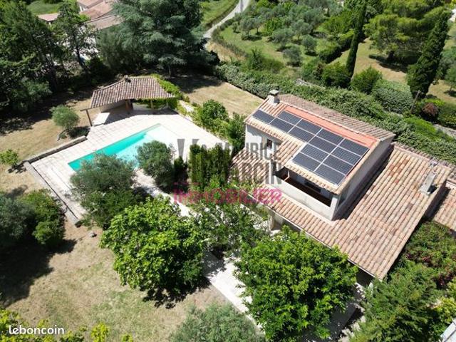 Maison vente à Carpentras, Pernes-les-fontaines